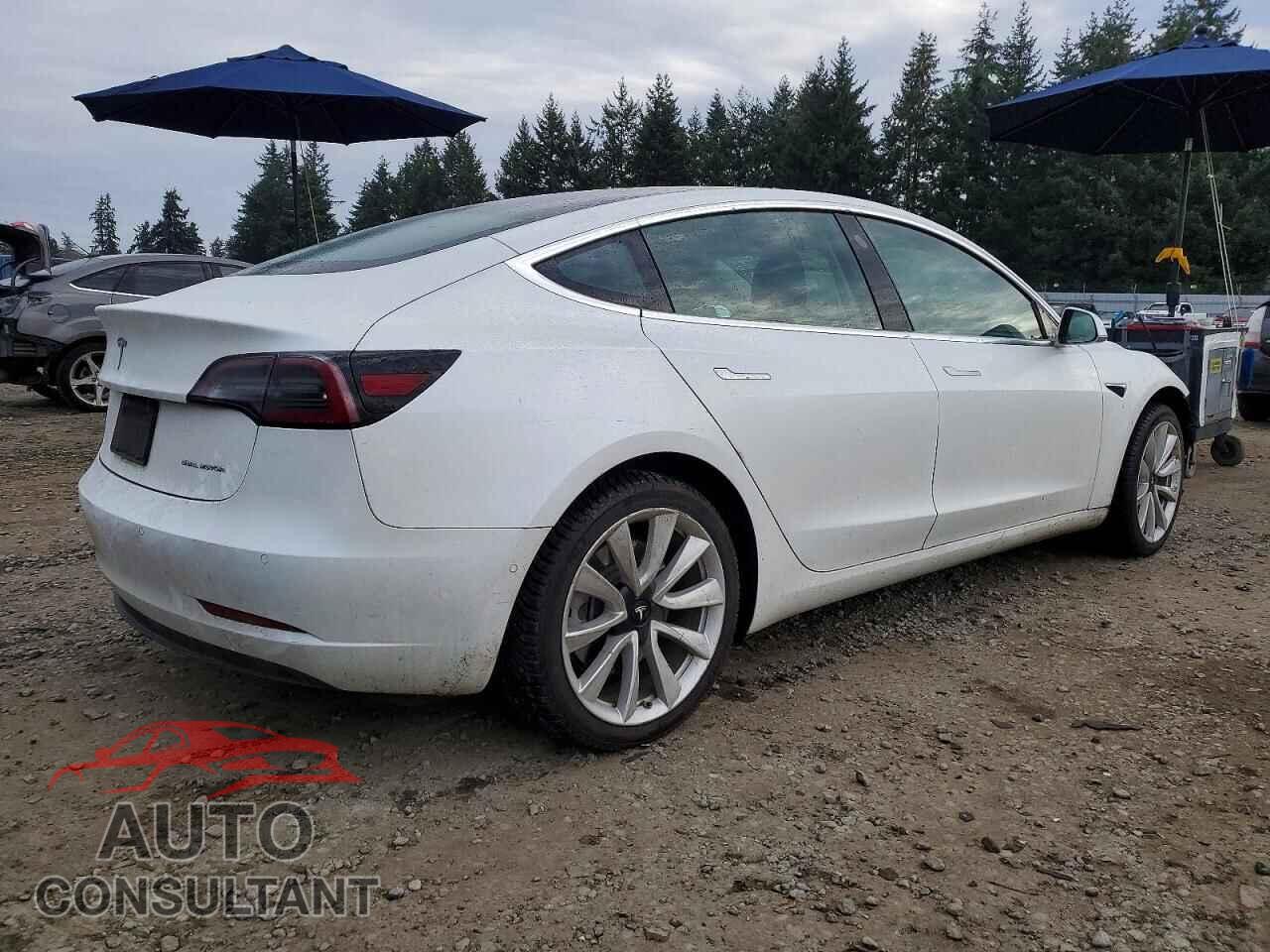 TESLA MODEL 3 2020 - 5YJ3E1EB2LF621325