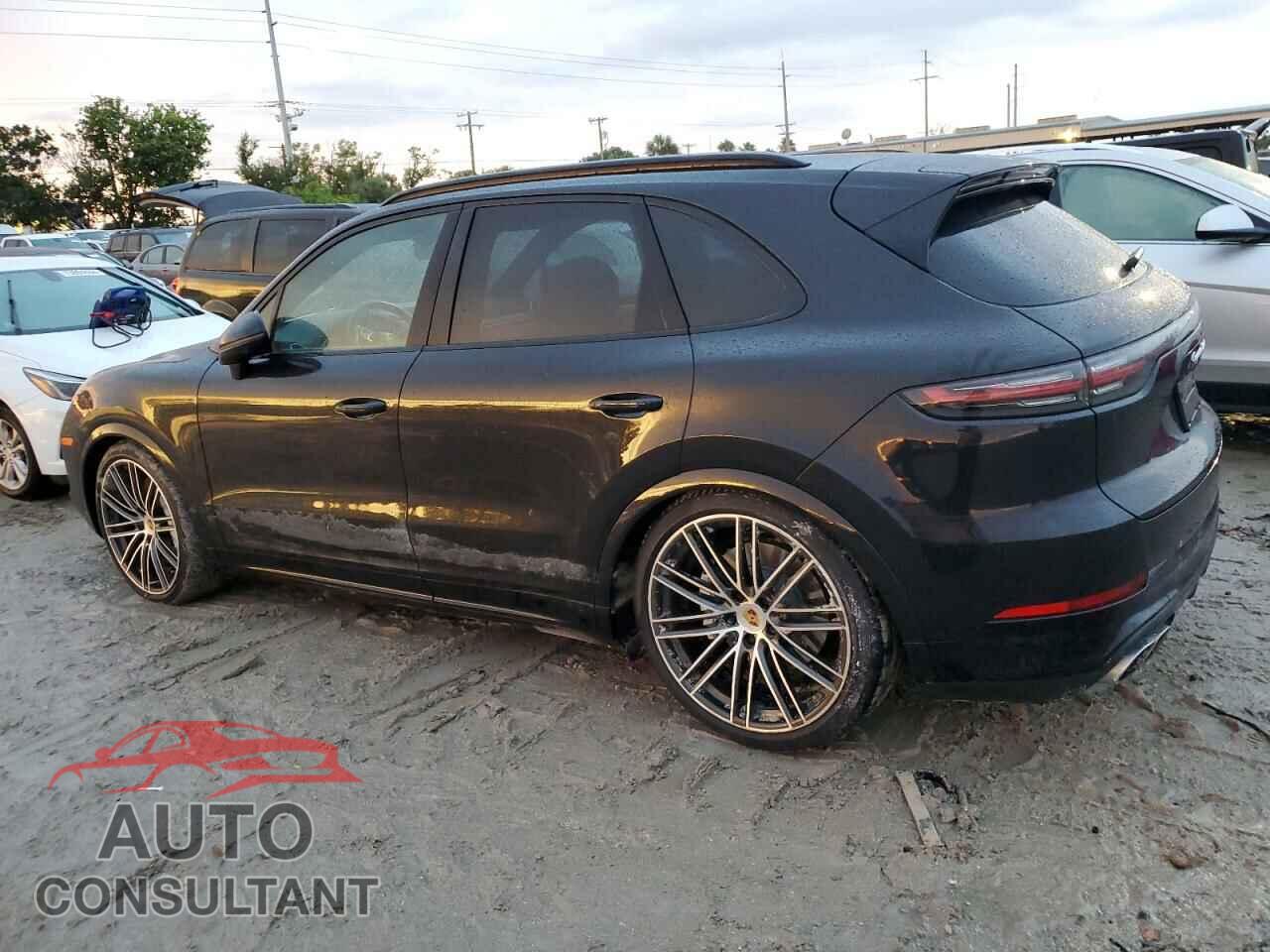PORSCHE CAYENNE 2019 - WP1AF2AY8KDA81729