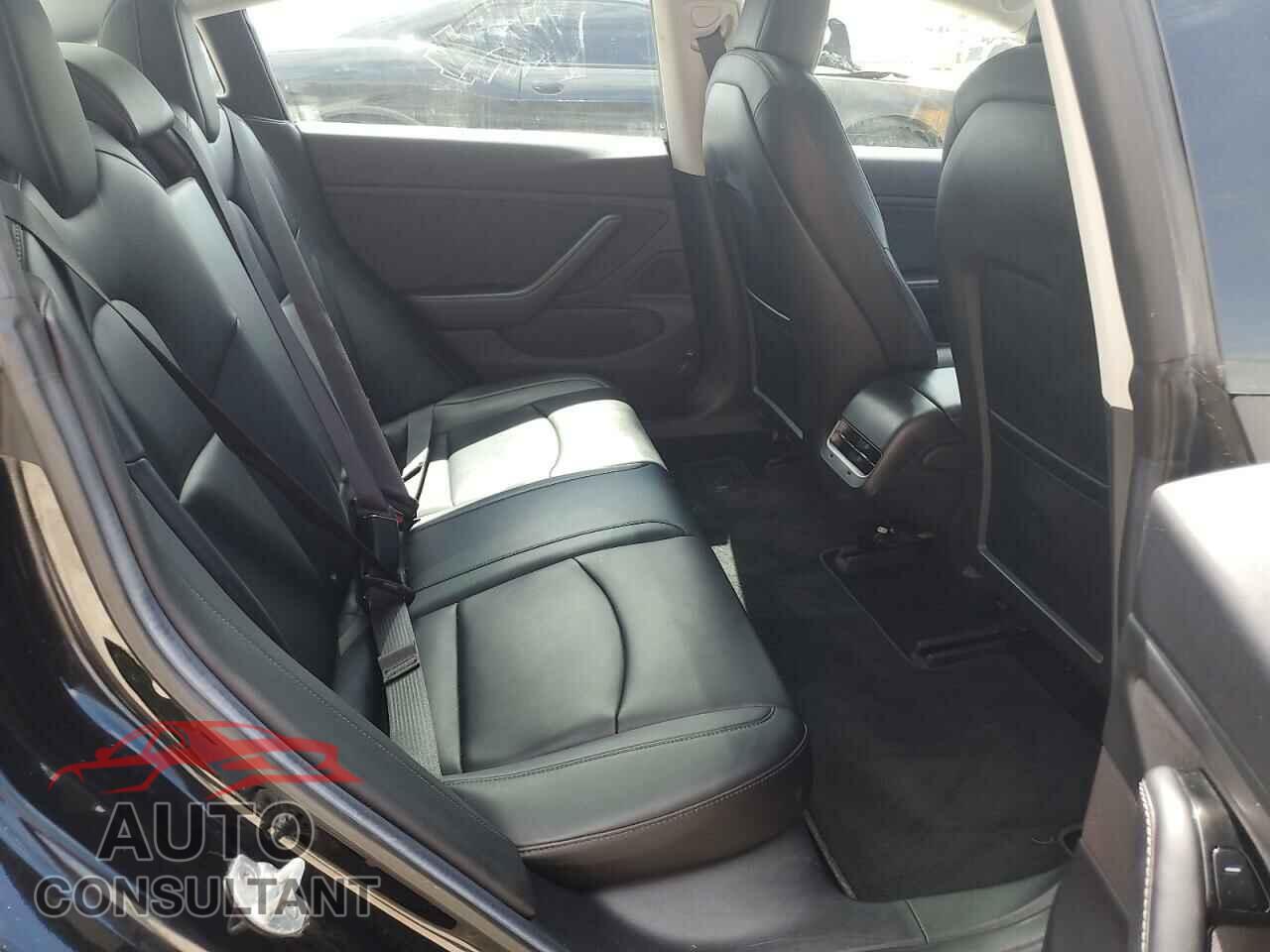 TESLA MODEL 3 2018 - 5YJ3E1EA5JF004960