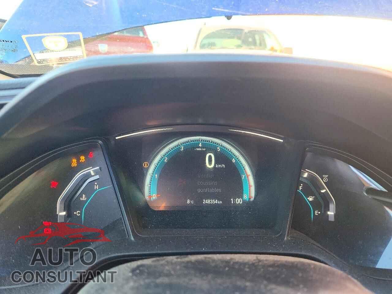HONDA CIVIC 2018 - 2HGFC2E50JH017073