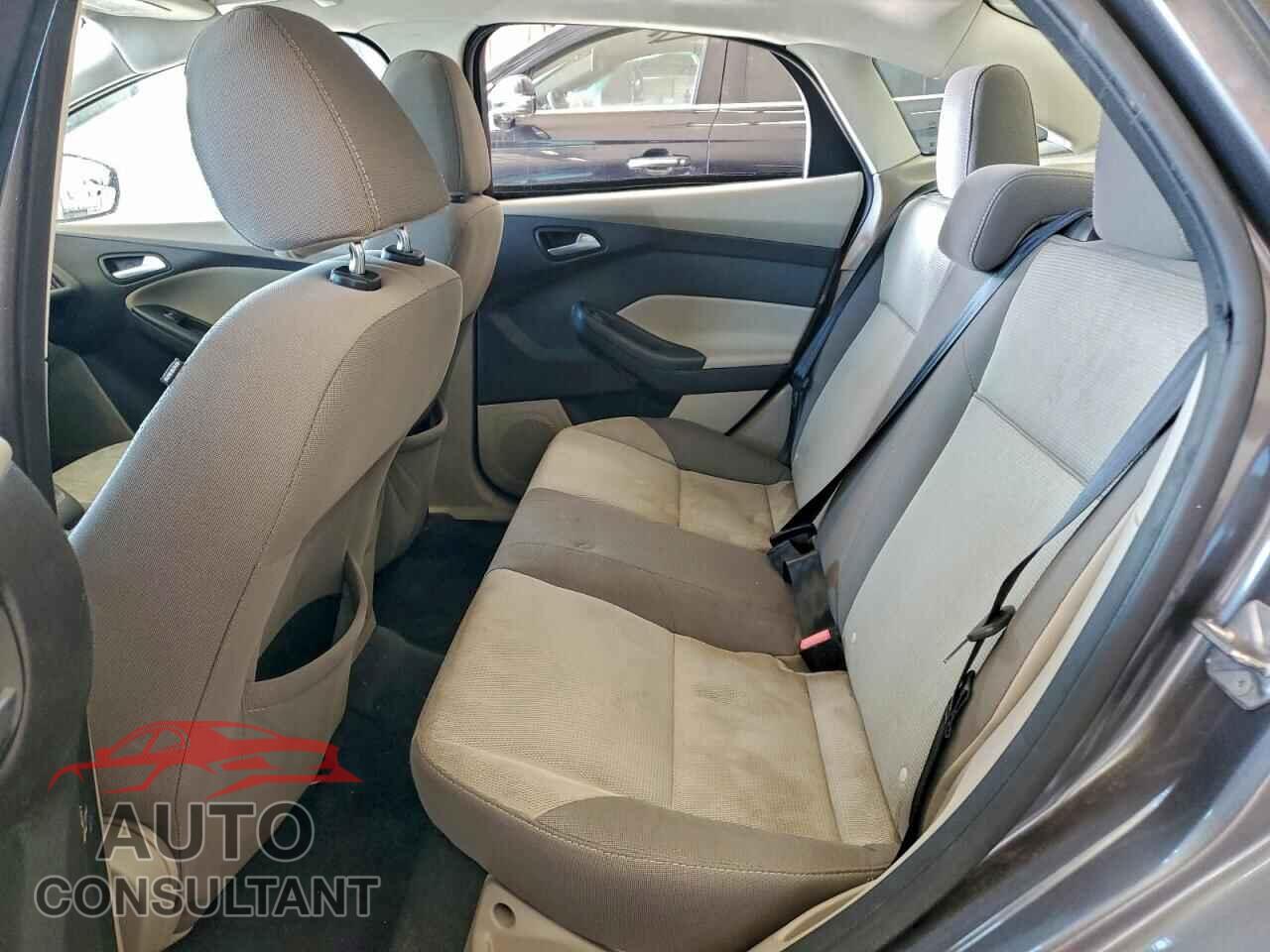 FORD FOCUS 2014 - 1FADP3F29EL215959