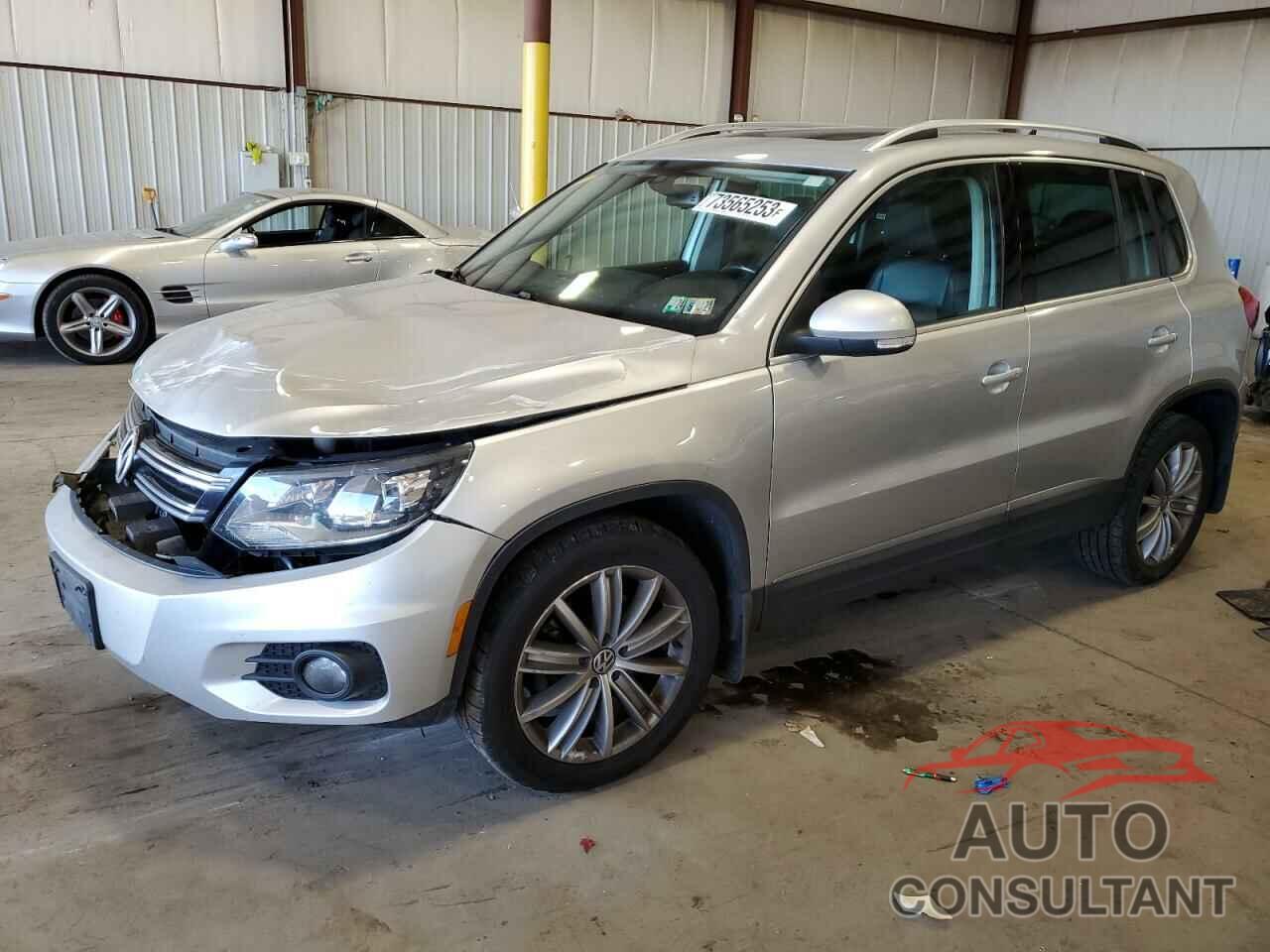 VOLKSWAGEN TIGUAN 2016 - WVGBV7AX0GW511161