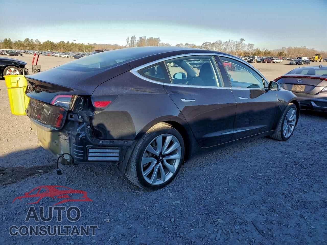TESLA MODEL 3 2018 - 5YJ3E1EA8JF089289