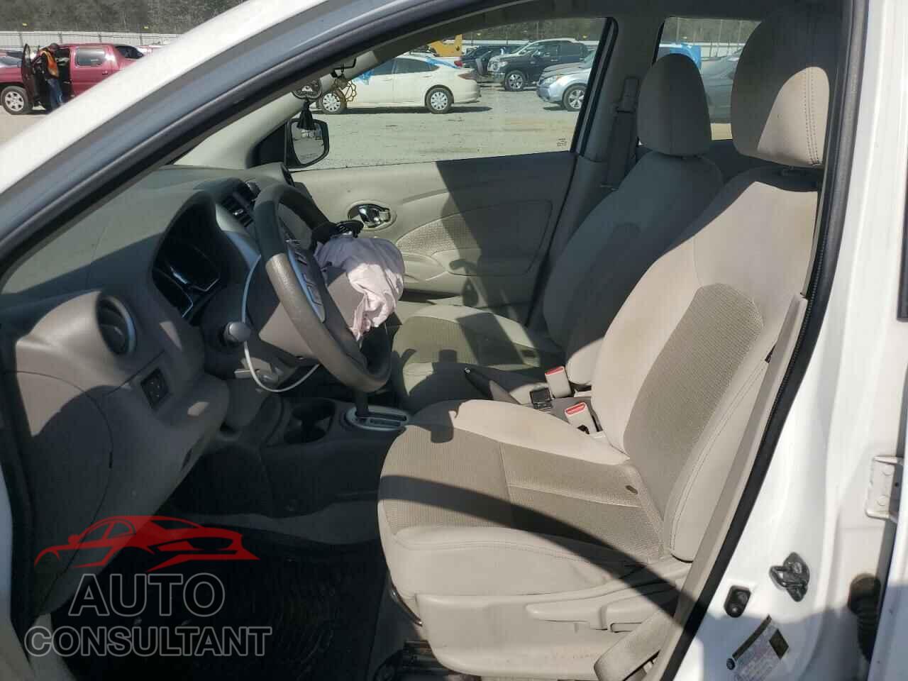 NISSAN VERSA 2016 - 3N1CN7APXGL828611