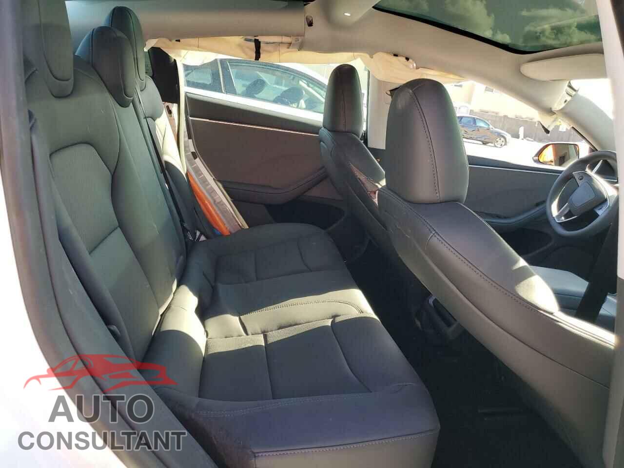 TESLA MODEL 3 2024 - 5YJ3E1EA8RF732820