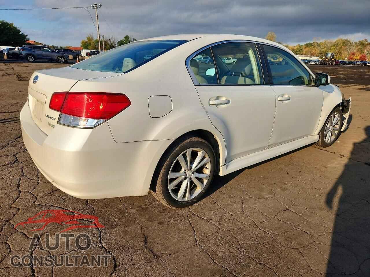 SUBARU LEGACY 2013 - 4S3BMBC65D3046548