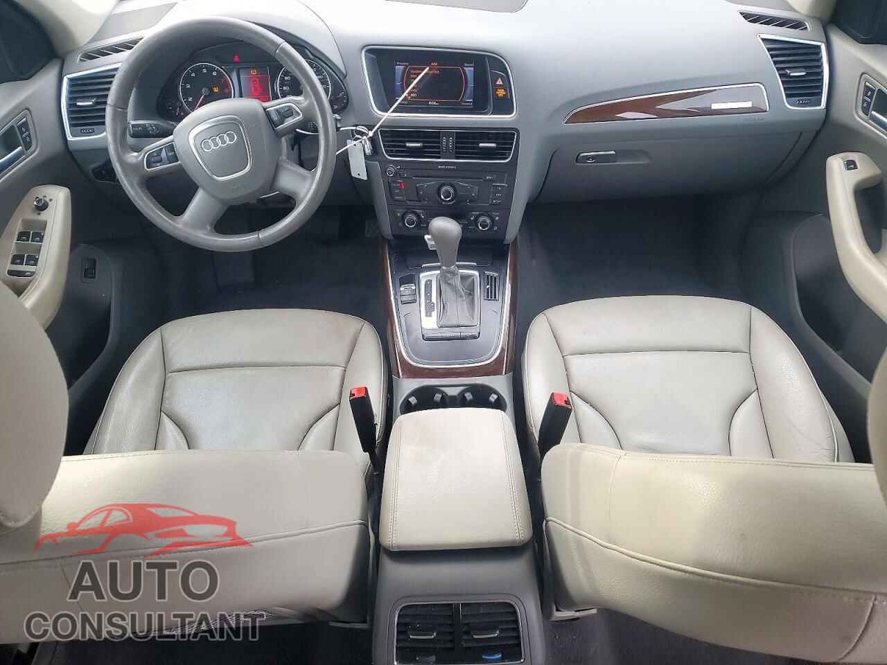 AUDI Q5 2012 - WA1LFAFP2CA109767
