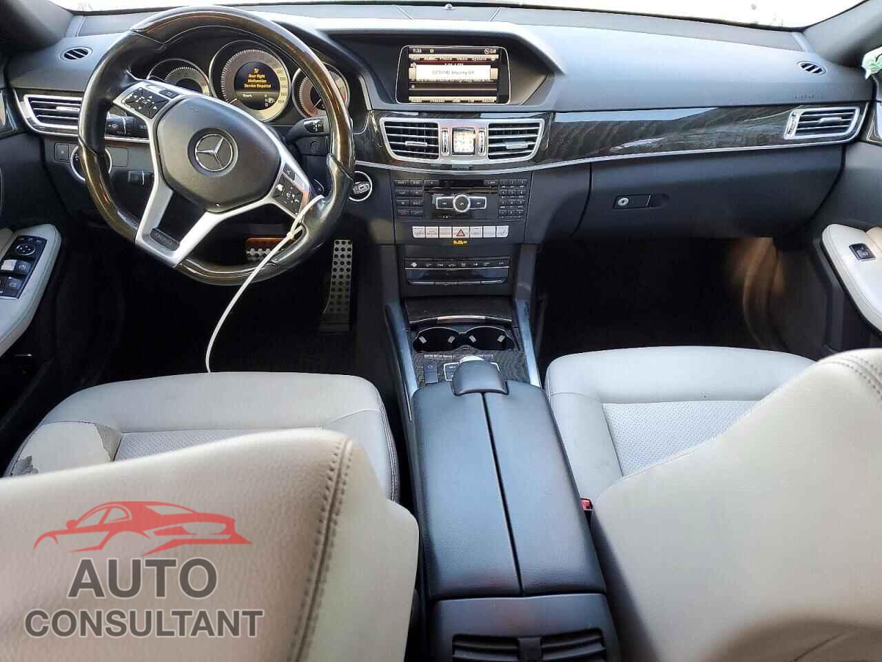 MERCEDES-BENZ E-CLASS 2015 - WDDHF5KBXFB135308