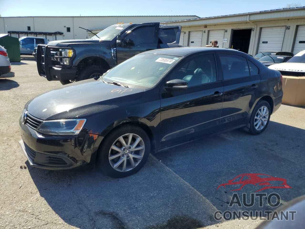 VOLKSWAGEN JETTA 2011 - 3VWDX7AJ2BM013018
