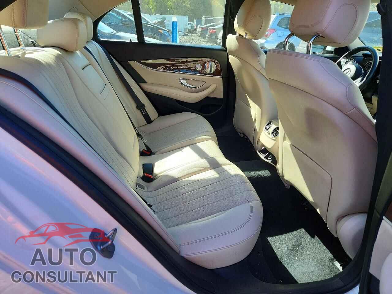 MERCEDES-BENZ E-CLASS 2017 - WDDZF4KB0HA076535