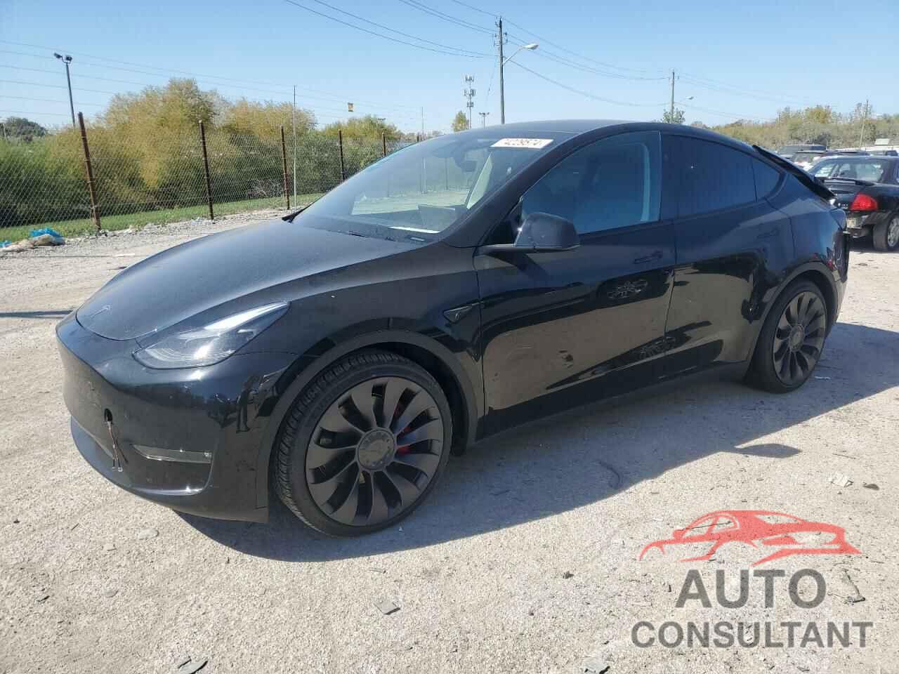 TESLA MODEL Y 2024 - 7SAYGDEF2RF043520