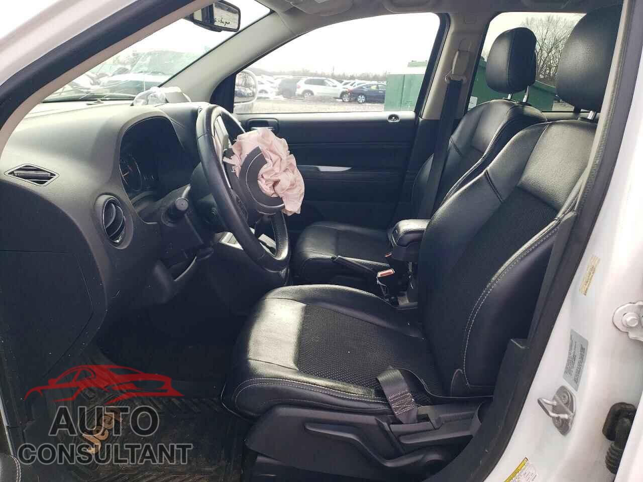 JEEP COMPASS 2016 - 1C4NJCEA1GD742402