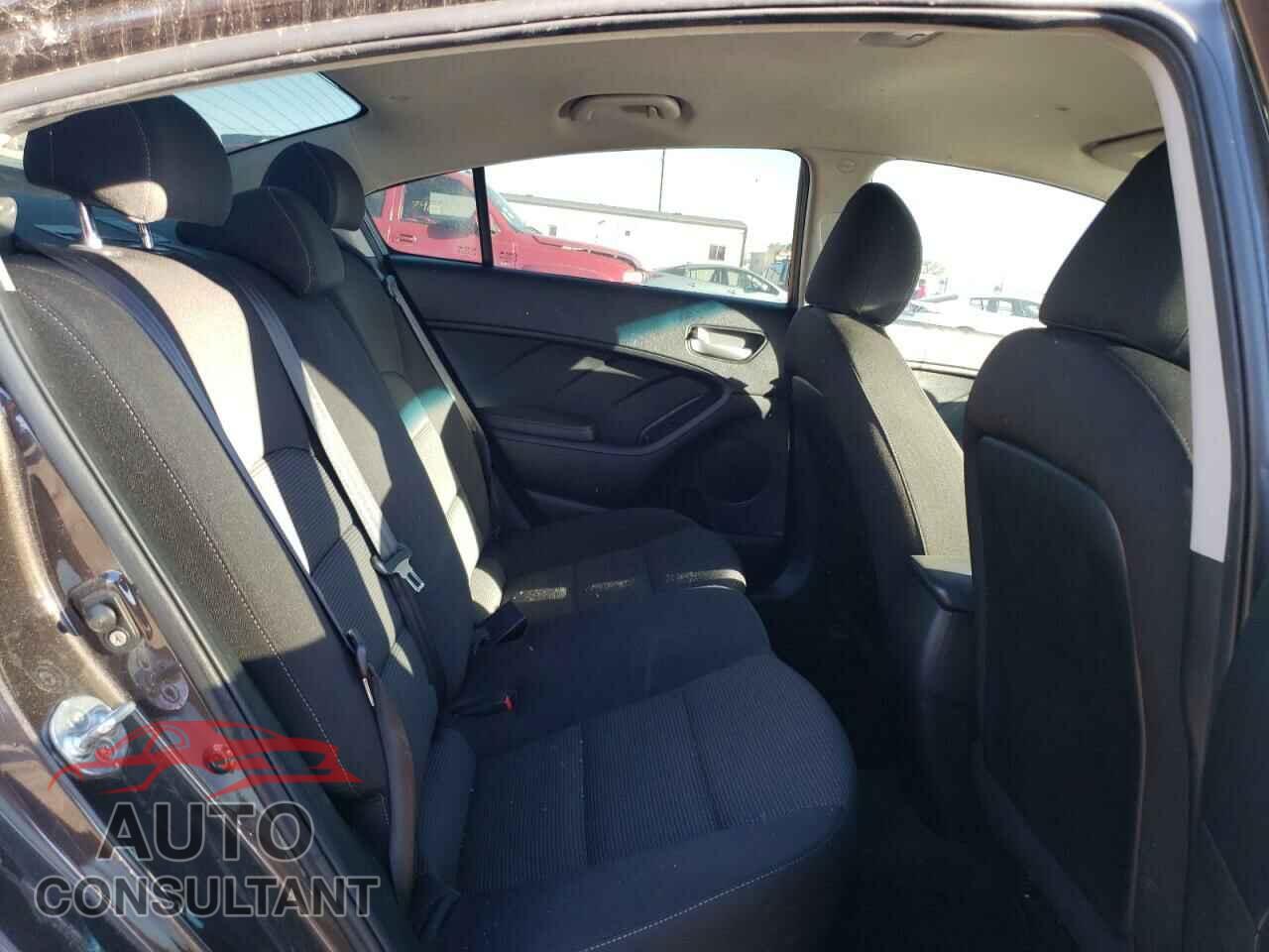 KIA FORTE 2017 - 3KPFK4A78HE122972