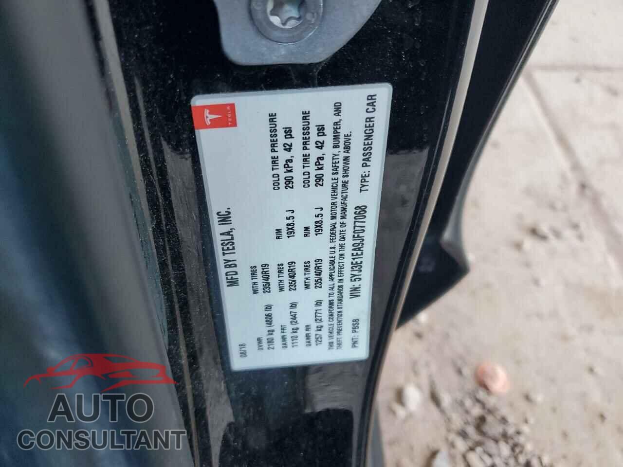 TESLA MODEL 3 2018 - 5YJ3E1EA9JF077068