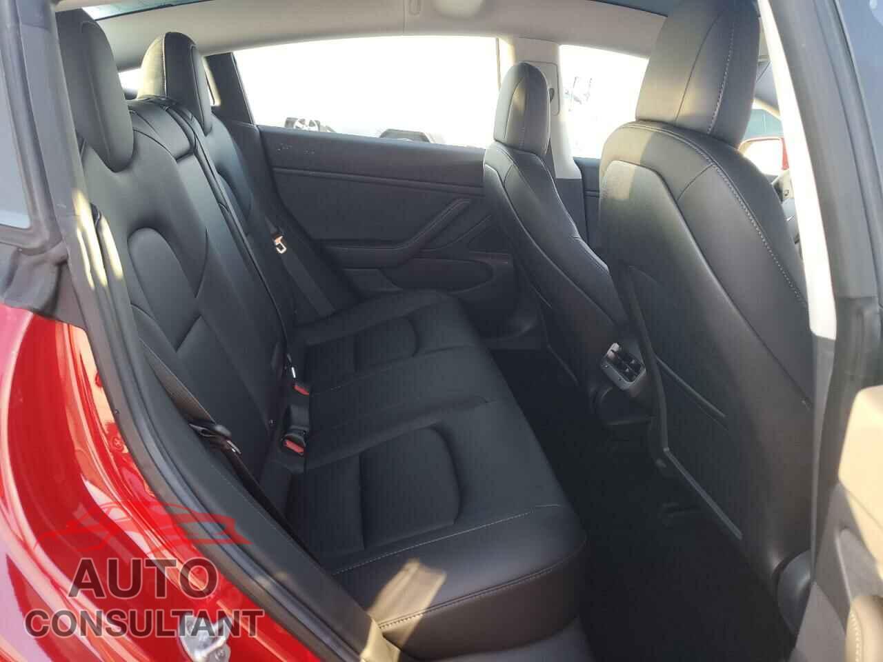 TESLA MODEL 3 2018 - 5YJ3E1EB4JF065516