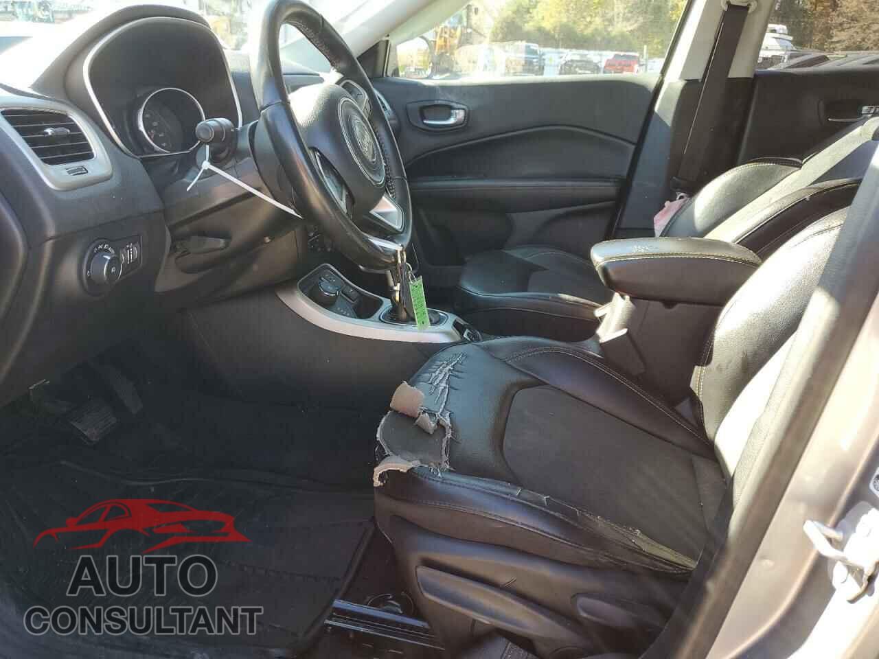 JEEP COMPASS 2019 - 3C4NJDBB5KT741999