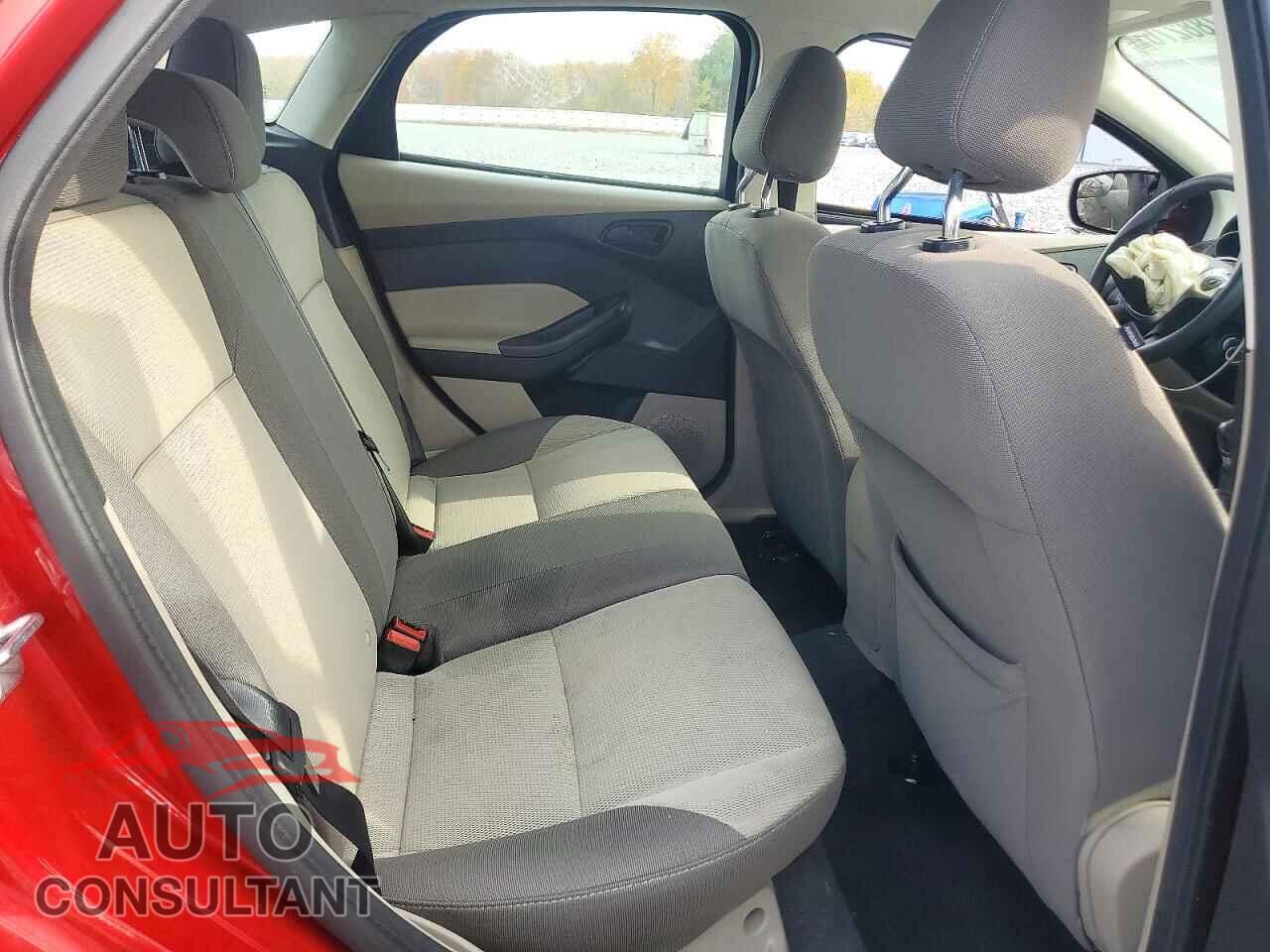 FORD FOCUS 2012 - 1FAHP3K21CL312173