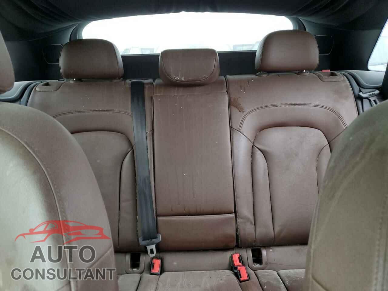 AUDI Q3 2016 - WA1BFCFS7GR015418