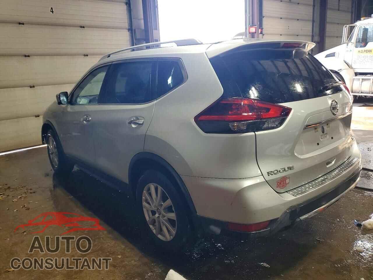 NISSAN ROGUE 2018 - KNMAT2MV5JP619151