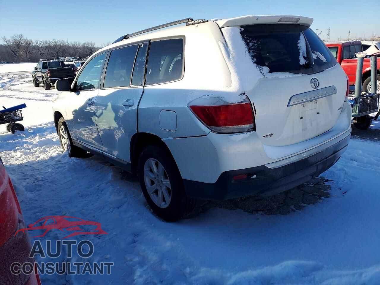 TOYOTA HIGHLANDER 2012 - 5TDBK3EH2CS174804