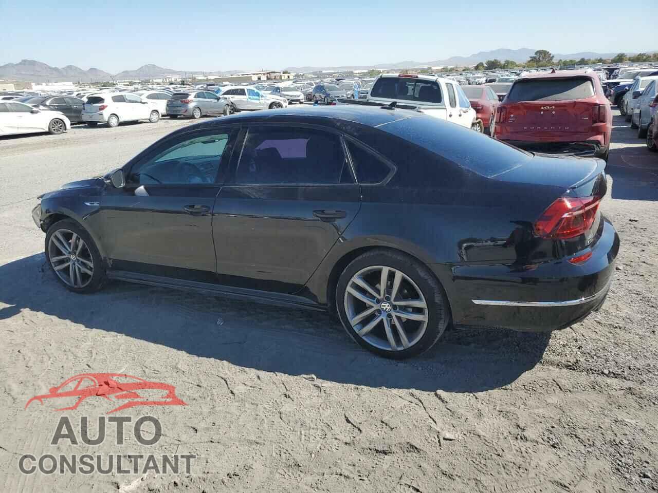VOLKSWAGEN PASSAT 2018 - 1VWAA7A38JC036969