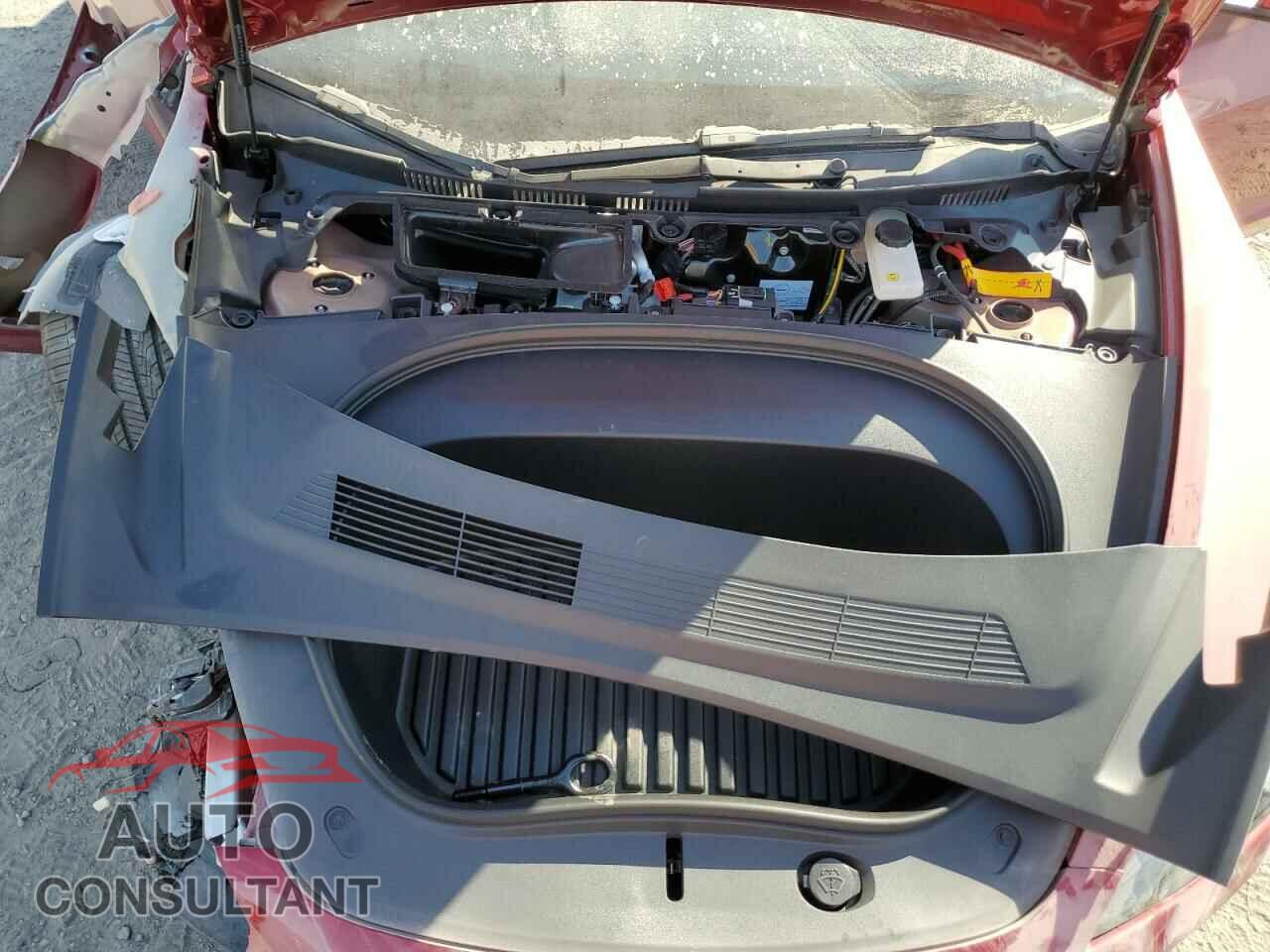 TESLA MODEL 3 2024 - 5YJ3E1EA5RF871853