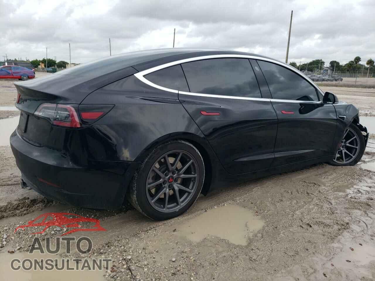 TESLA MODEL 3 2019 - 5YJ3E1EA4KF410682