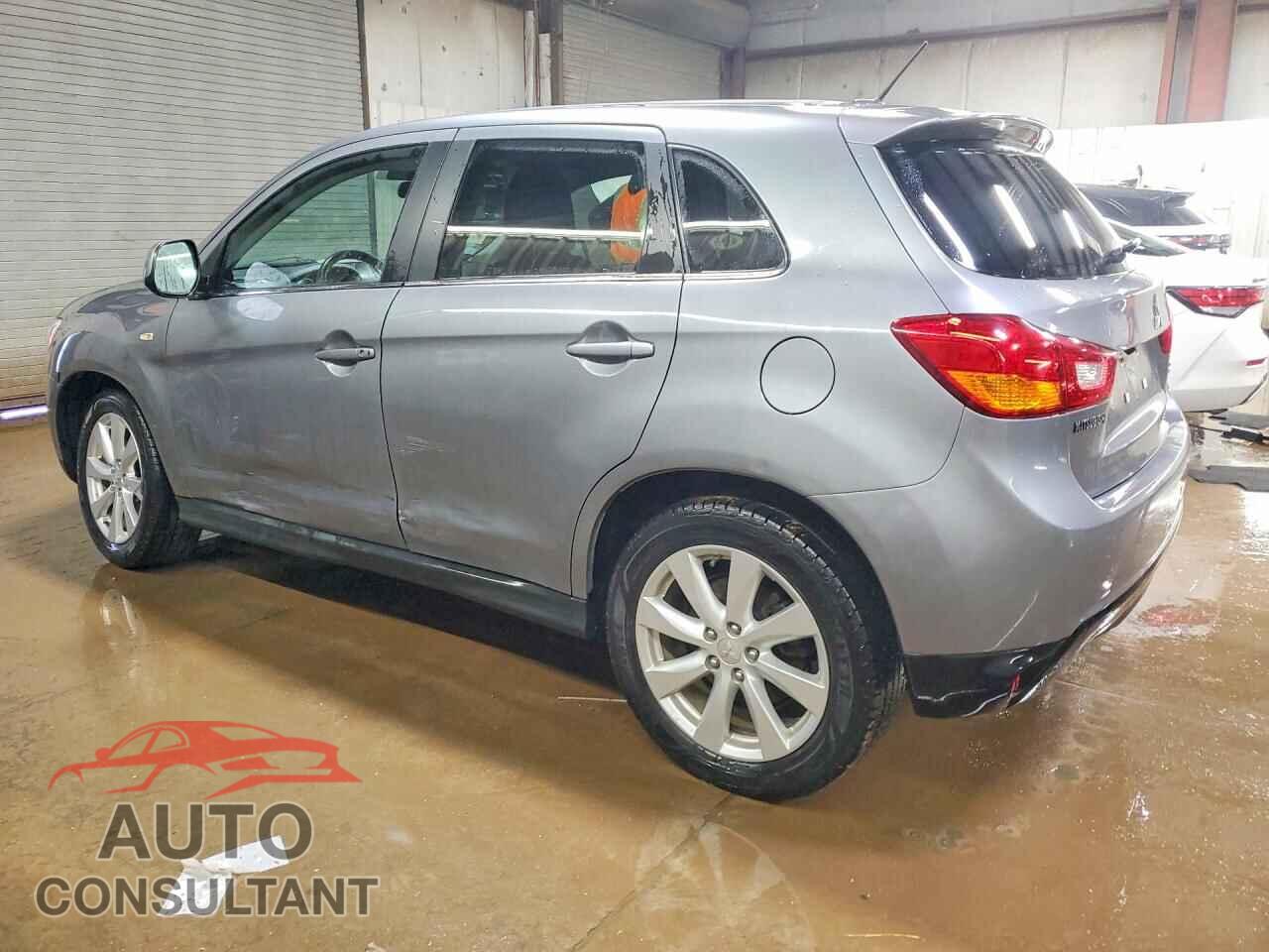 MITSUBISHI OUTLANDER 2014 - 4A4AR4AU8EE031129