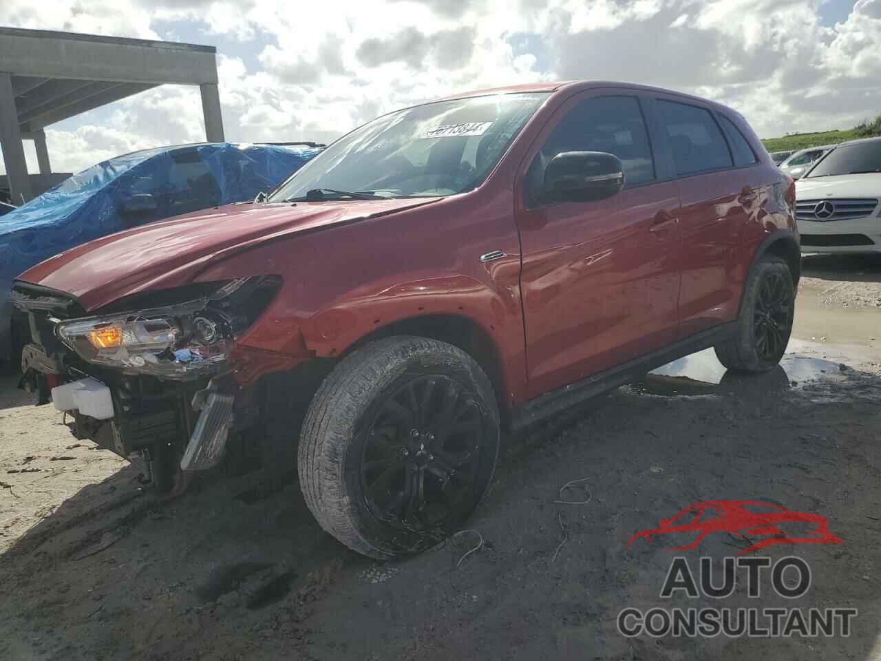 MITSUBISHI OUTLANDER 2018 - JA4AP3AU8JZ021561