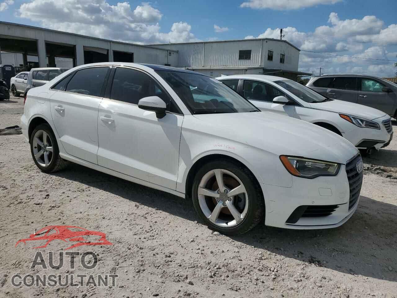 AUDI A3 2016 - WAUA7GFF3G1054611