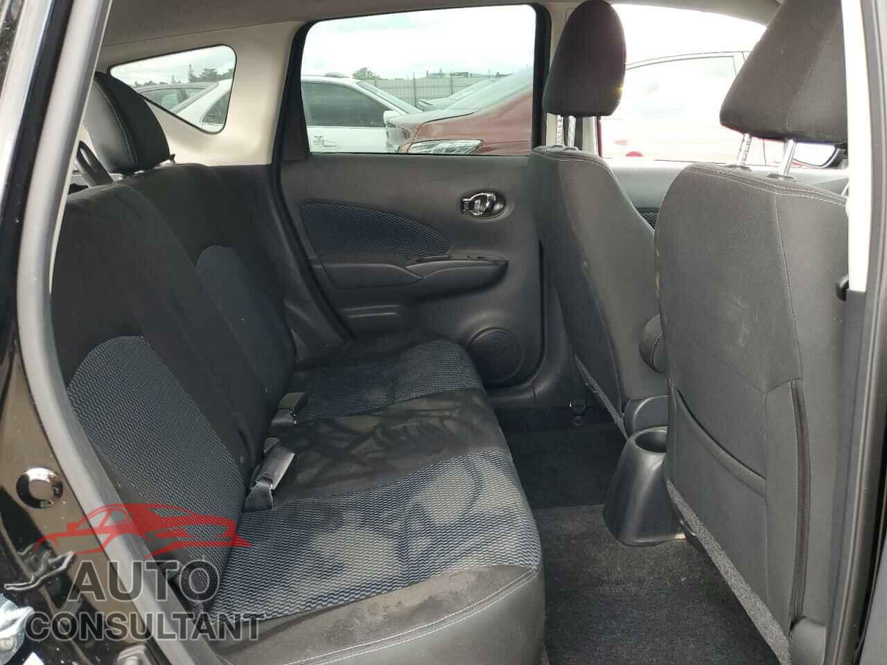 NISSAN VERSA 2017 - 3N1CE2CP3HL377121