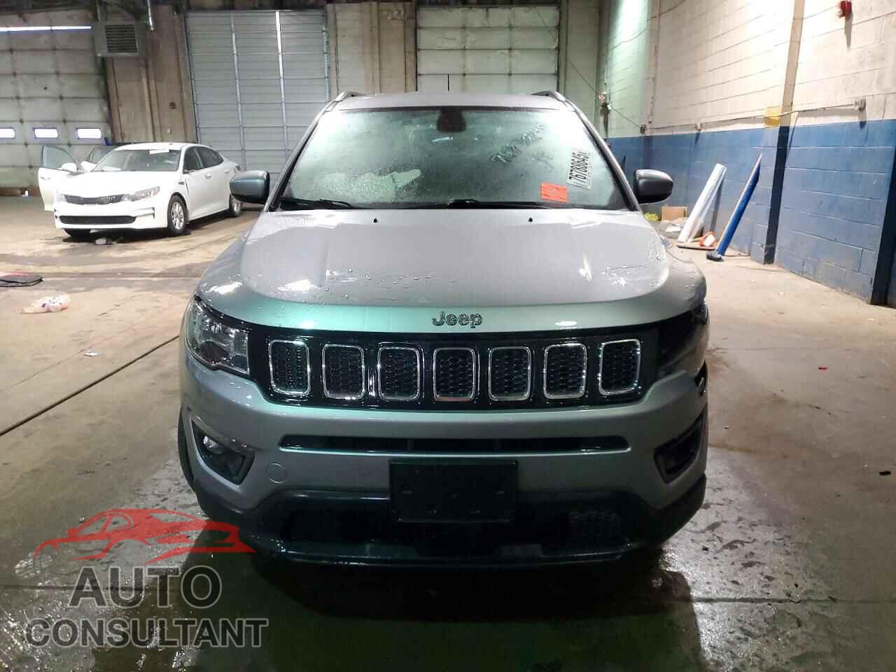 JEEP COMPASS 2018 - 3C4NJDBB2JT433896