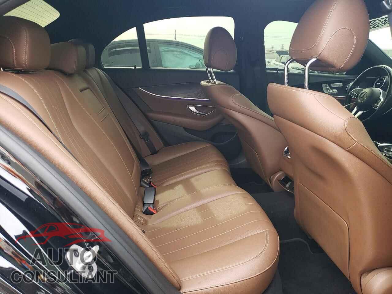 MERCEDES-BENZ E-CLASS 2020 - W1KZF8DB2LA843945