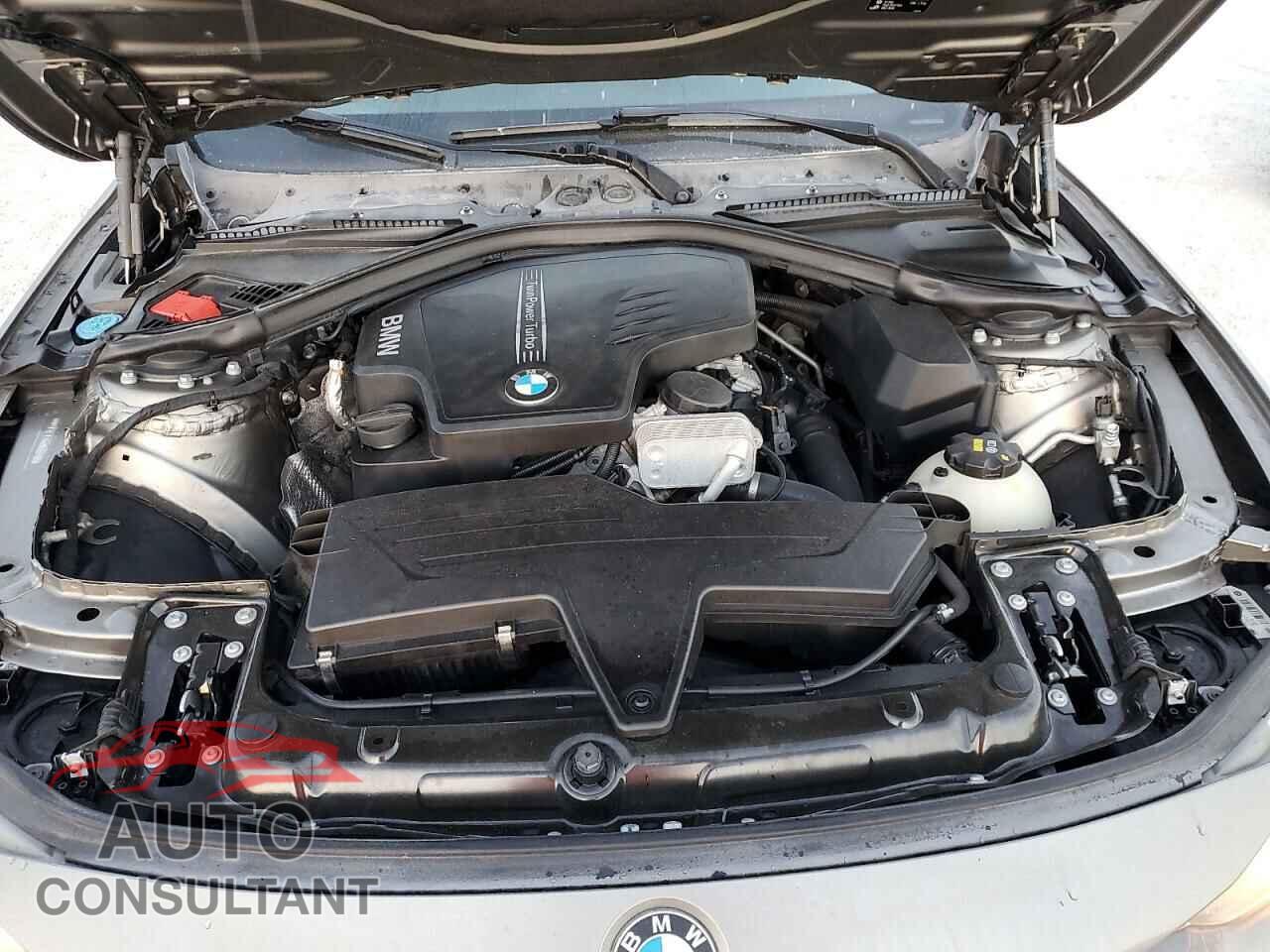 BMW 3 SERIES 2016 - WBA8E1G56GNU12249