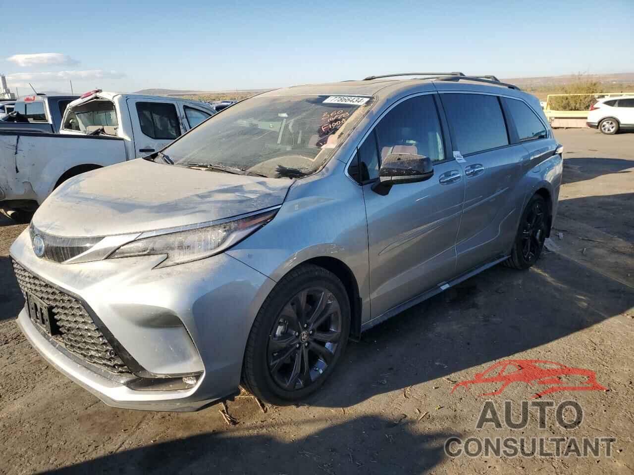 TOYOTA SIENNA 2024 - 5TDDRKEC3RS216263