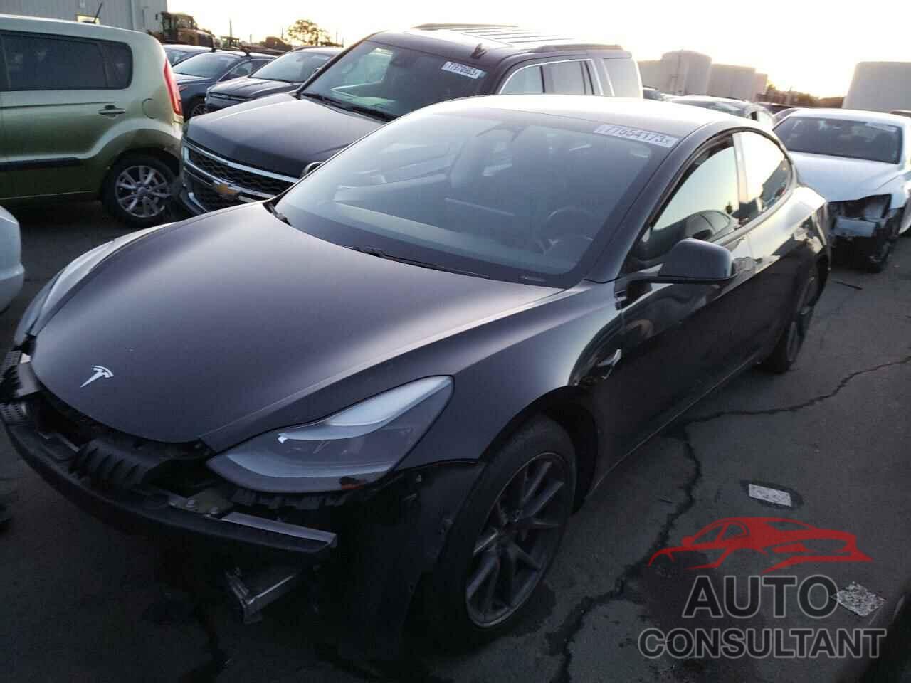 TESLA MODEL 3 2021 - 5YJ3E1EA8MF875713