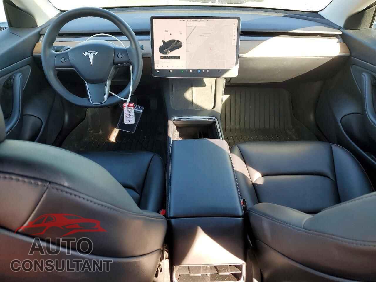 TESLA MODEL 3 2021 - 5YJ3E1EA1MF875908