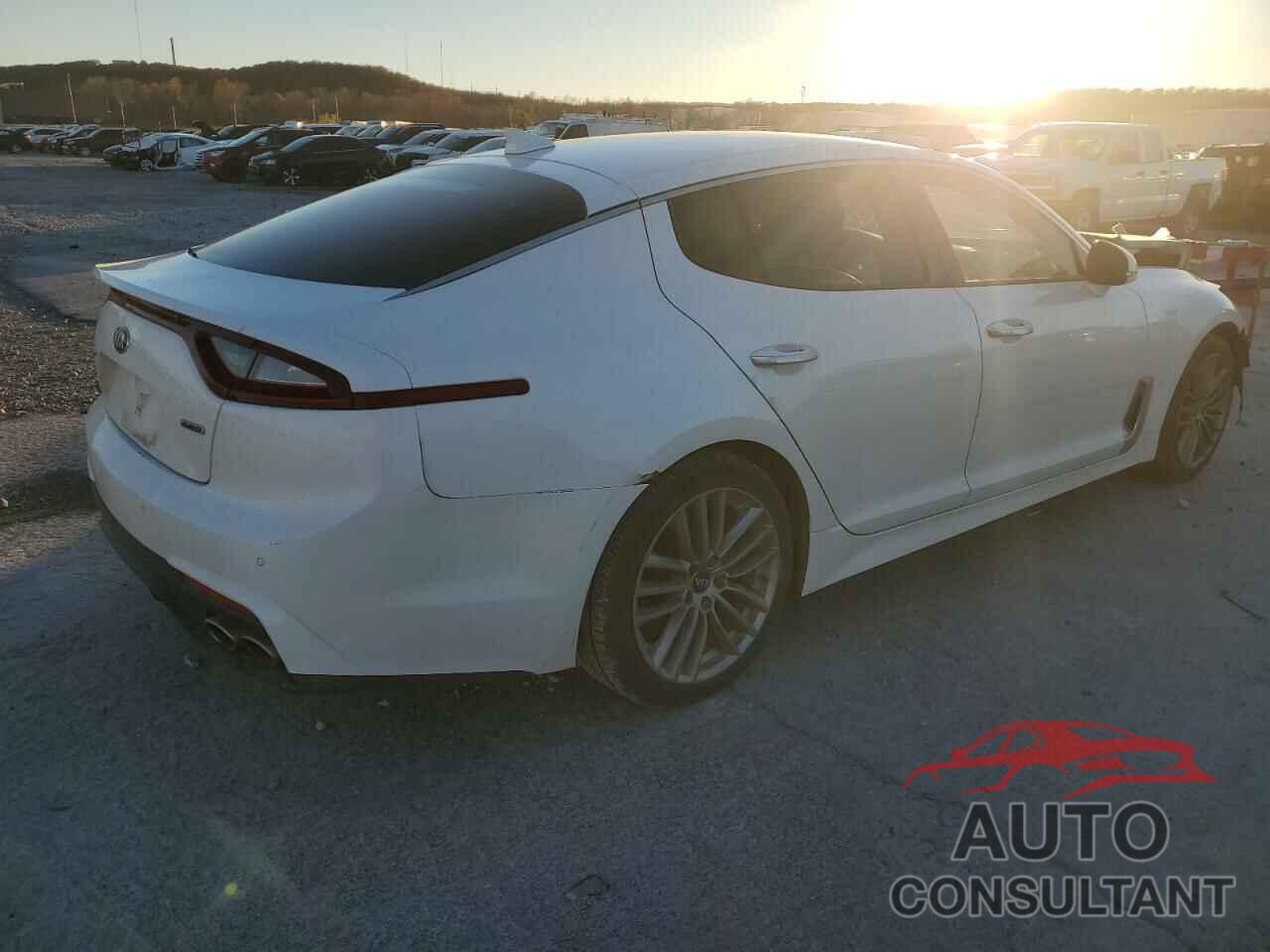 KIA STINGER 2018 - KNAE15LA8J6033439