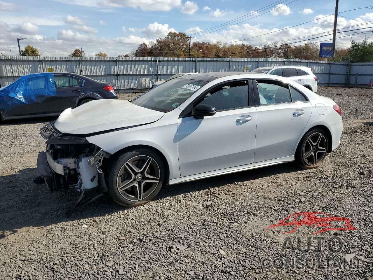 MERCEDES-BENZ A-CLASS 2020 - W1K3G4FB5LW043832