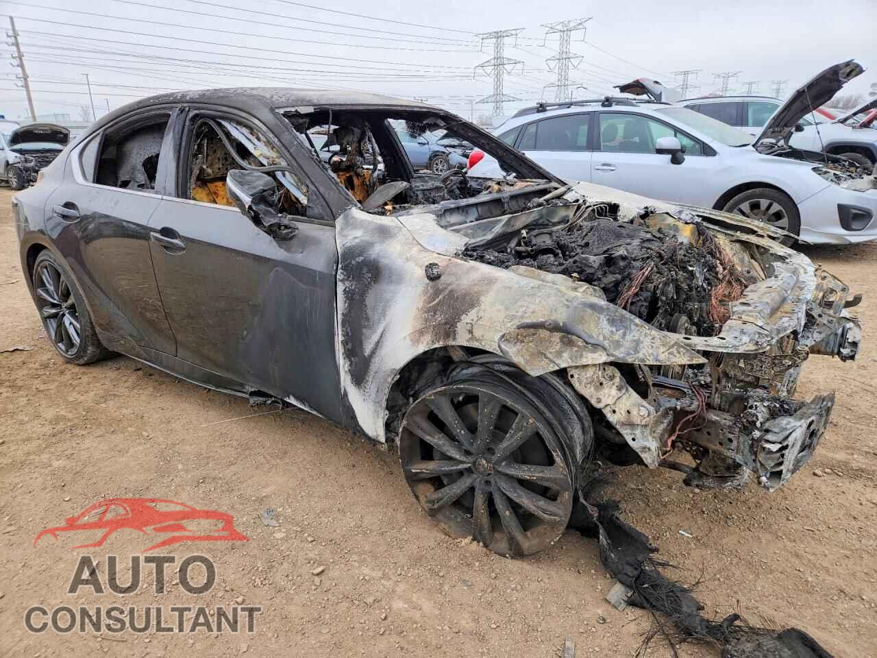 LEXUS IS 2021 - JTHGZ1E21M5019300