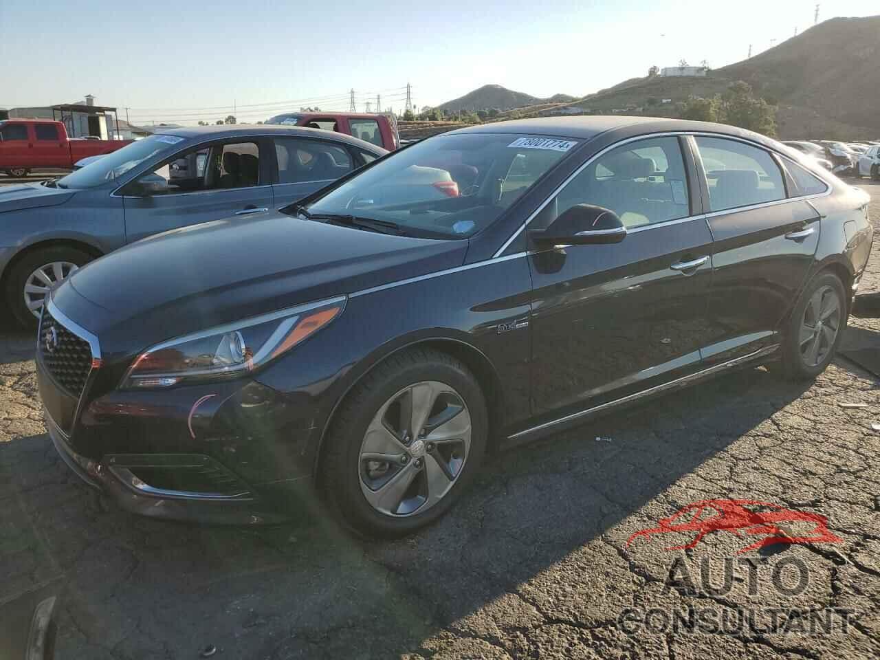 HYUNDAI SONATA 2017 - KMHE34L3XHA075123