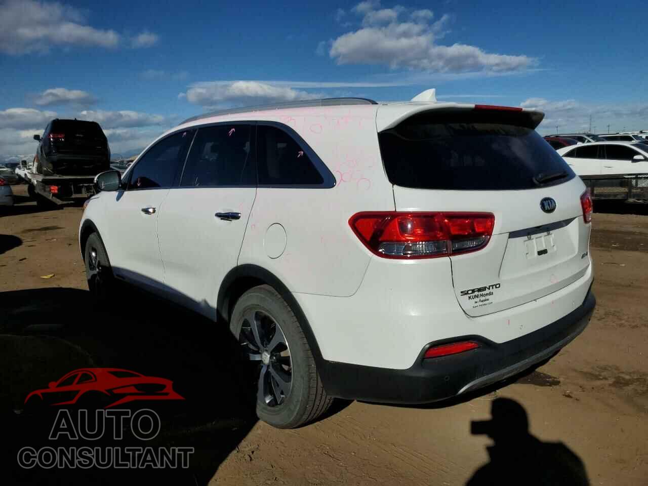 KIA SORENTO 2018 - 5XYPHDA57JG369331