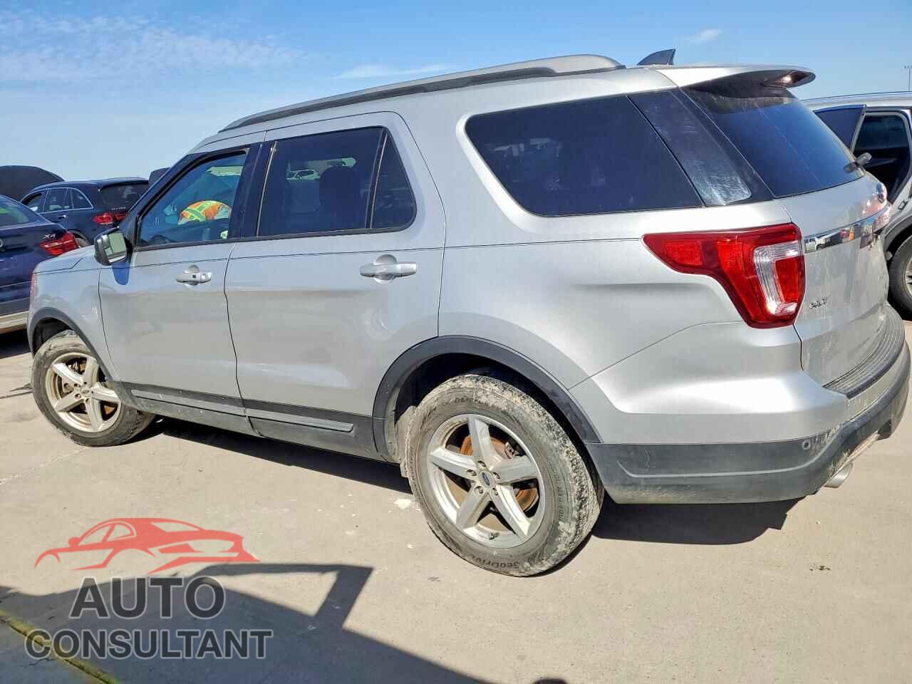 FORD EXPLORER 2018 - 1FM5K7D88JGB26538