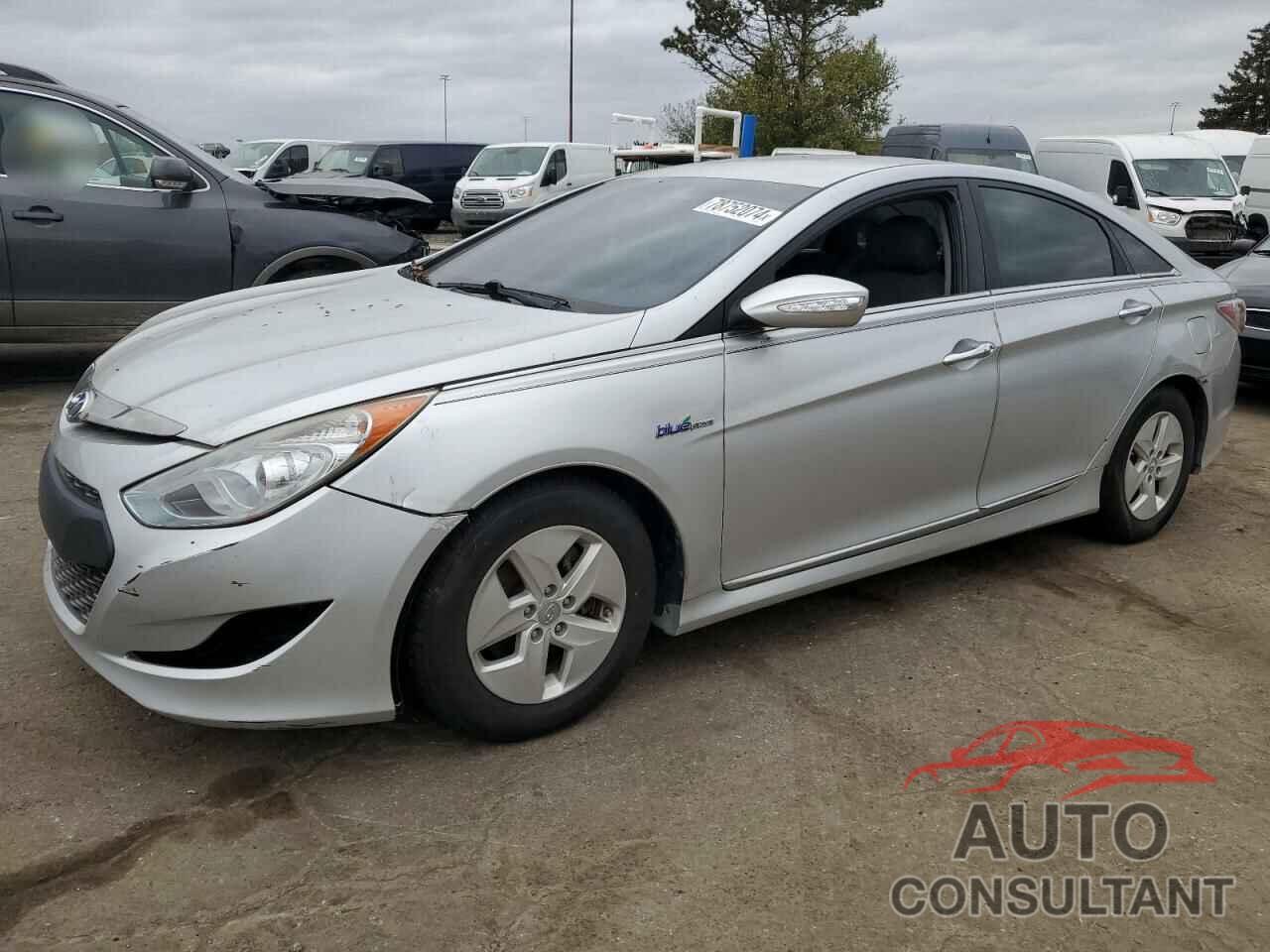 HYUNDAI SONATA 2012 - KMHEC4A45CA032068