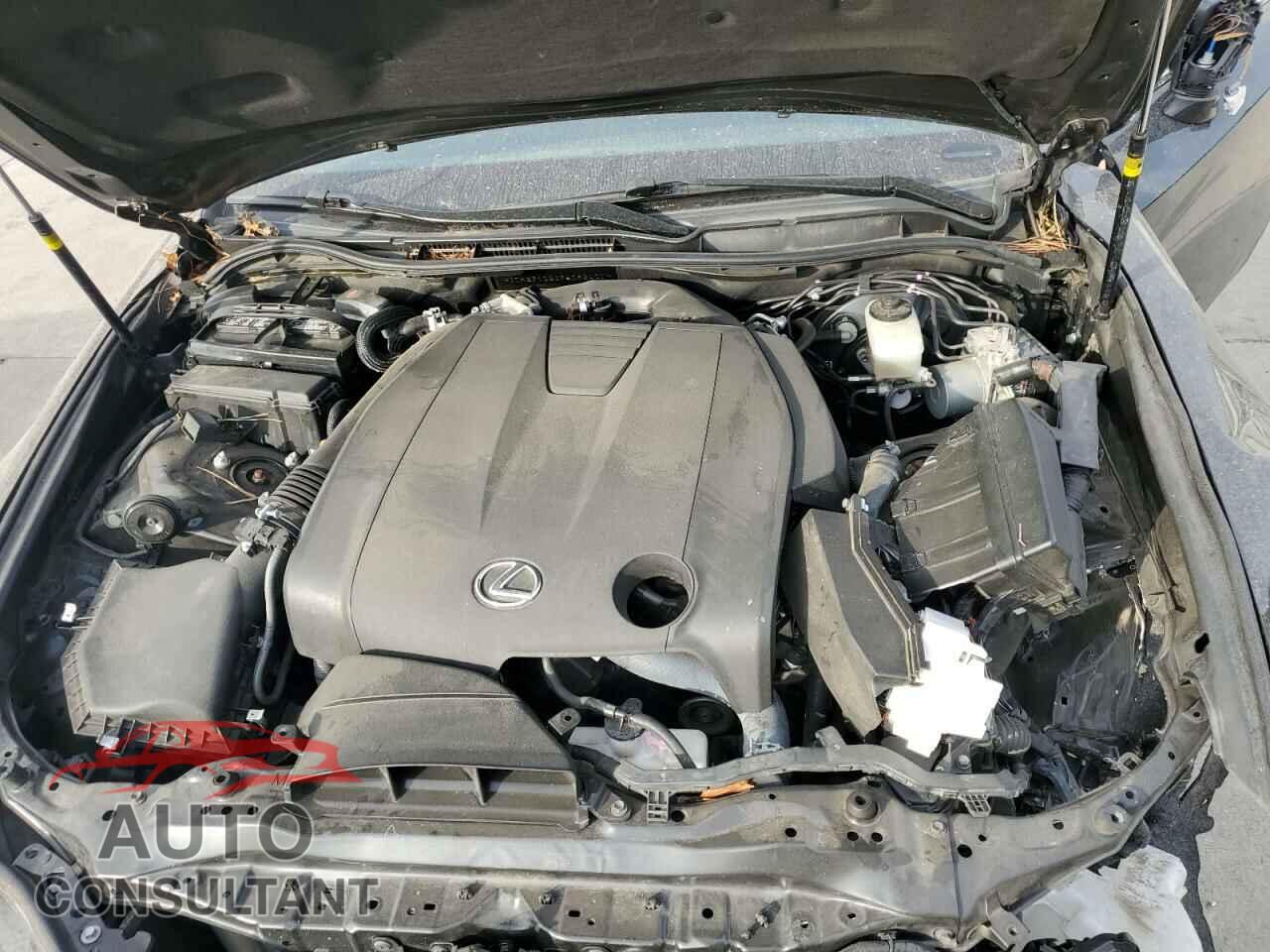 LEXUS IS 2015 - JTHBF1D24F5082401
