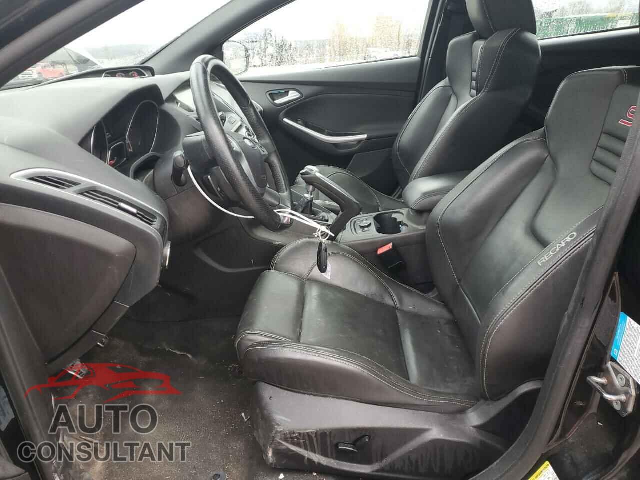 FORD FOCUS 2013 - 1FADP3L94DL295624