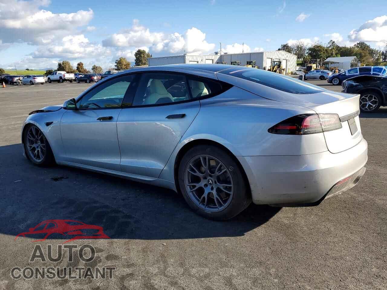 TESLA MODEL S 2024 - 5YJSA1E50RF542875