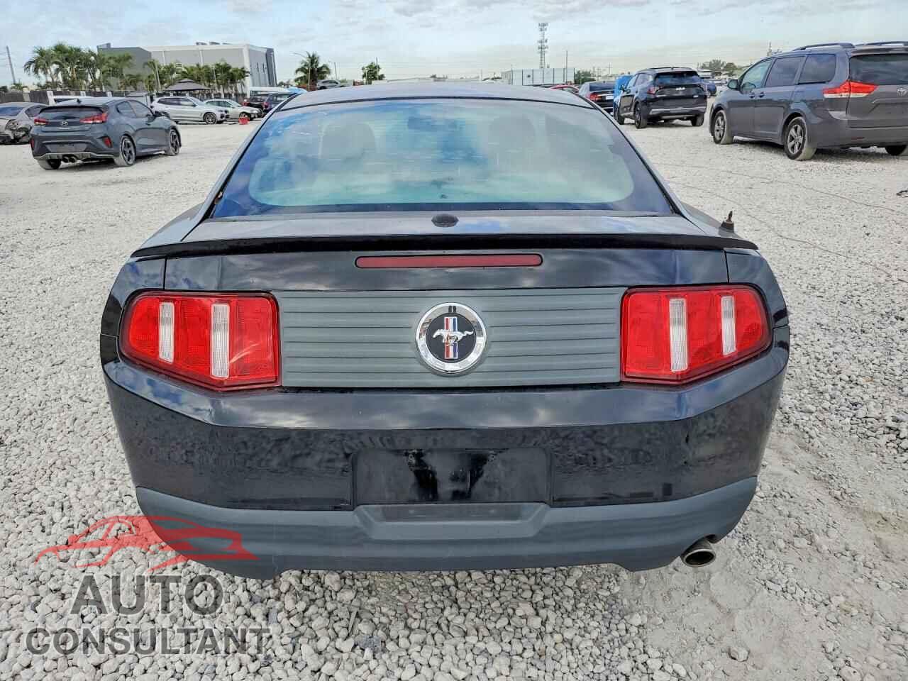 FORD MUSTANG 2010 - 1ZVBP8AN8A5147312