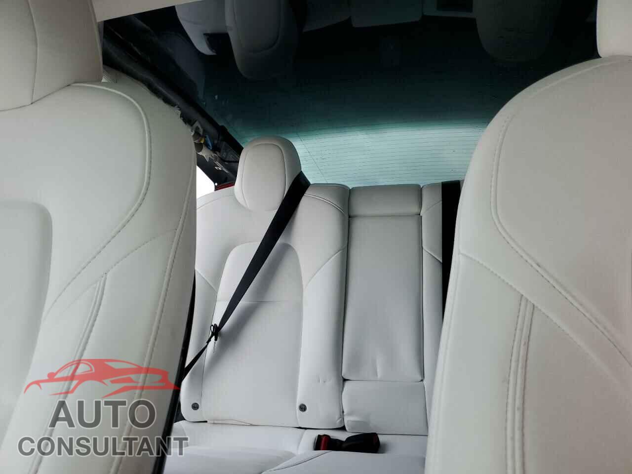 TESLA MODEL 3 2022 - 5YJ3E1EA2NF352818