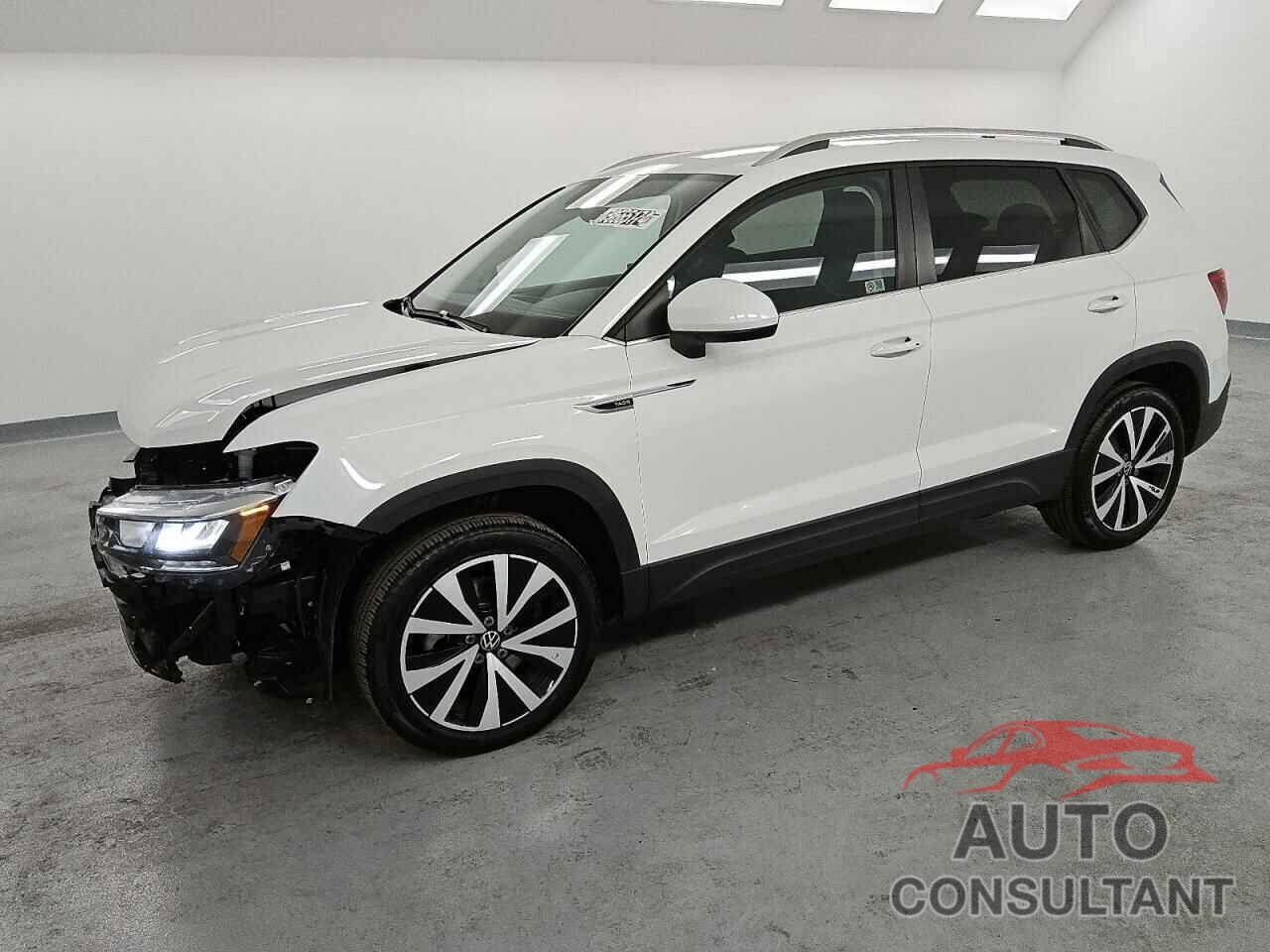 VOLKSWAGEN TAOS SE 2024 - 3VVSX7B22RM068047